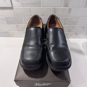 Florsheim Bogan Jr. boys school/dress shoe- black size 3.5